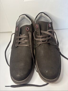 Oofy men’s casual lace-up shoes in dark brown, size 41 / US 9.5
